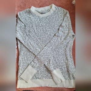 Womens sweater size small